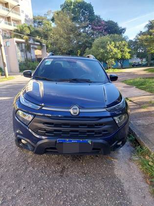 FIAT TORO 2.0 16V TURBO DIESEL ULTRA 4WD AT9 FIAT TORO 2.0 16V TURBO DIESEL ULTRA 4WD AT9